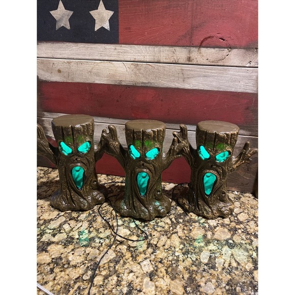 Halloween Spooky Tree 3Pcs LED, with Sound Battery-Operated - Picture 1 of 7